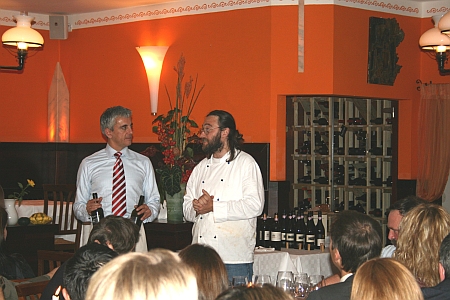 Thomas Zeller mit Michele Manelli vom Weingut Salcheto aus der Toskana
