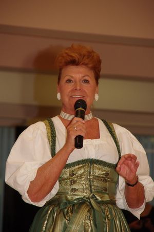 Dr. Gabriele Weishäupl als Abendschirmherrin des 3. Münchner Tanzsportballs