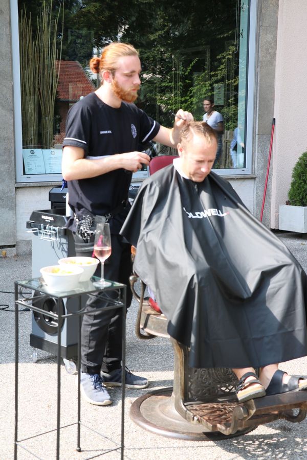 Barbiere & Friseure Toman´s und Alter Wirt Forstenried